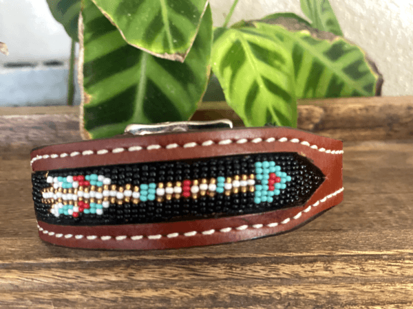 Dog Collar- Beaded Arrow Design